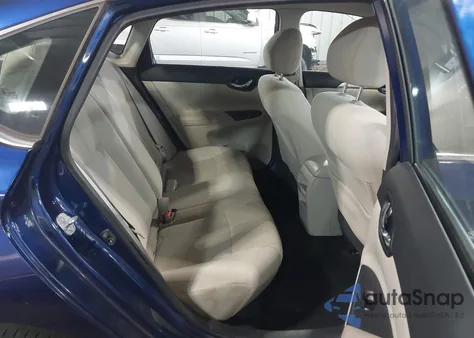 2017 Nissan Sentra S из США, поврежденный, VIN 3N1AB7AP7HY236720